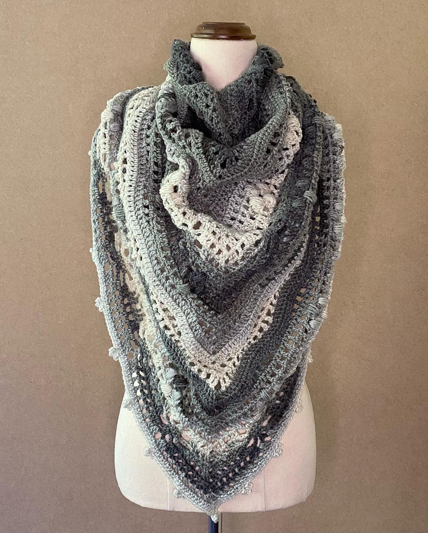 Daisy Chain Shawl