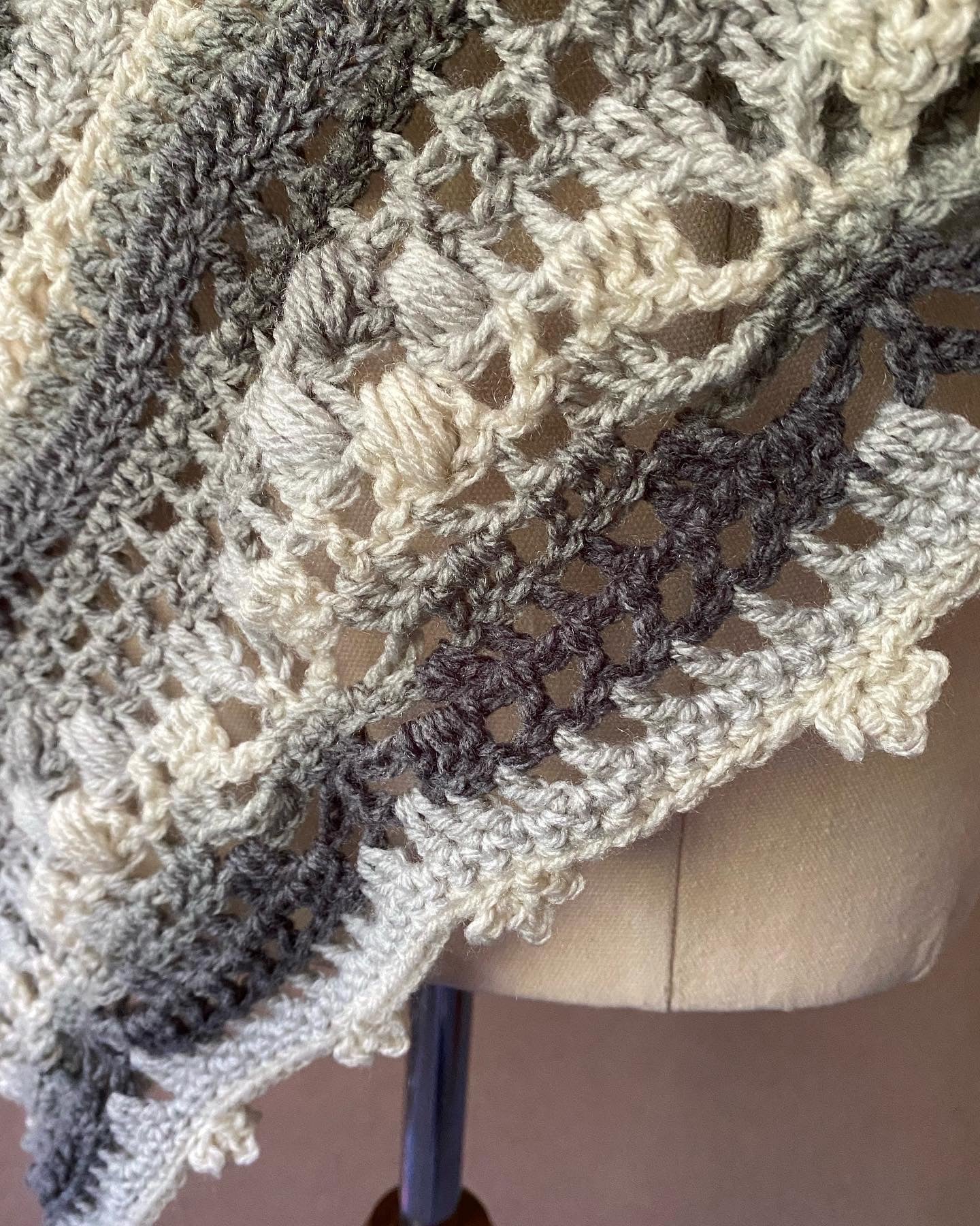 Daisy Chain Shawl